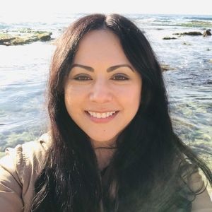 Meet your Posher, Raquel